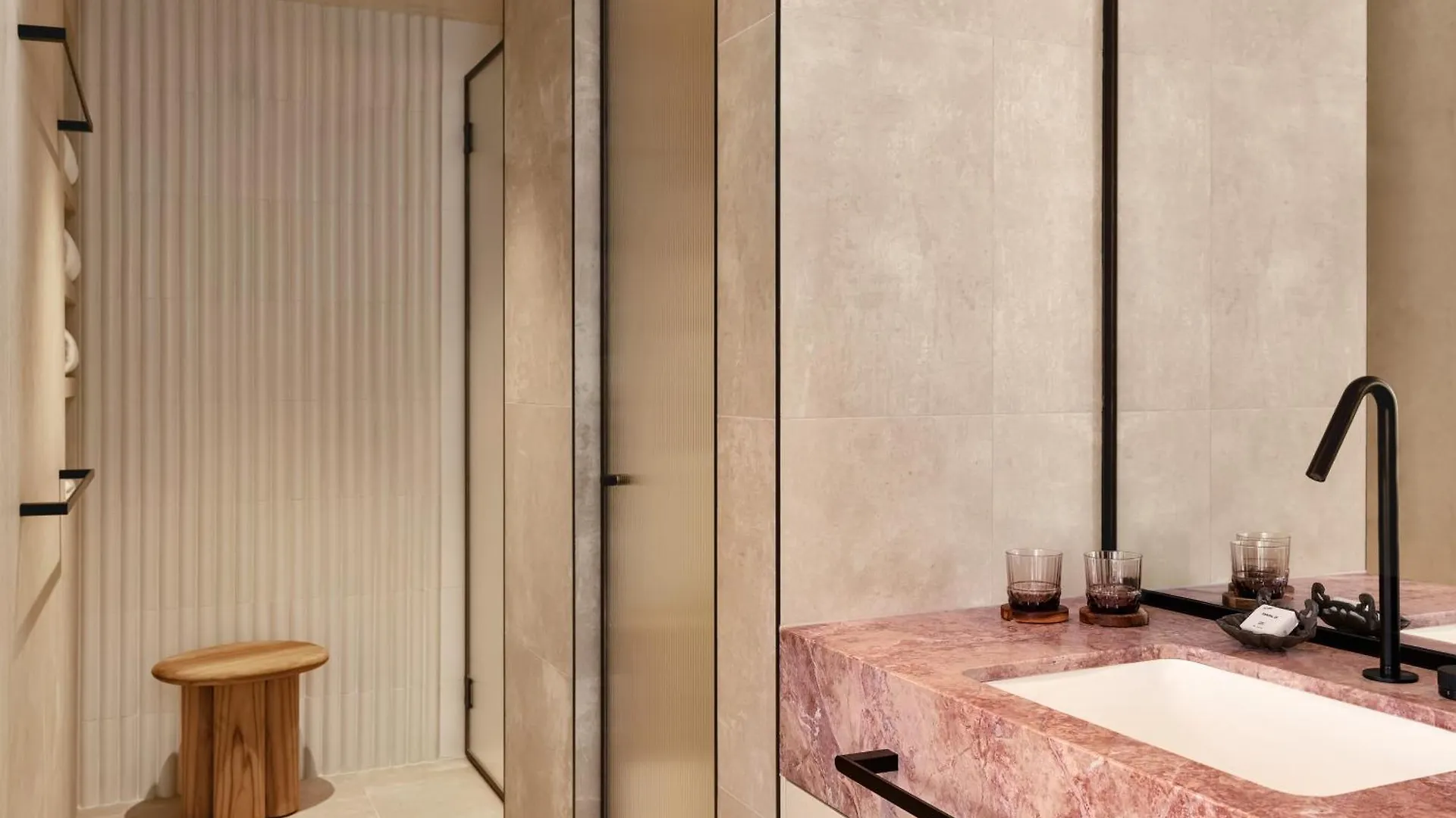 Hotel Mondrian Gold Coast
